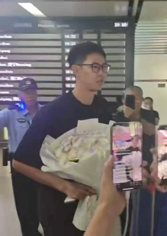 王俊杰加盟山西